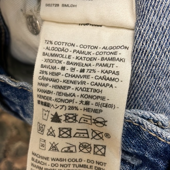 Levi Ribcage Jeans - Picture 9 of 11